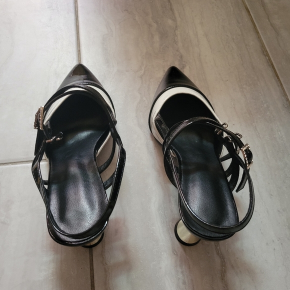 Kaigelin Elegant High Heels Women Contrast Color Pointy Toes Shoes SZ 11 - Picture 2 of 16